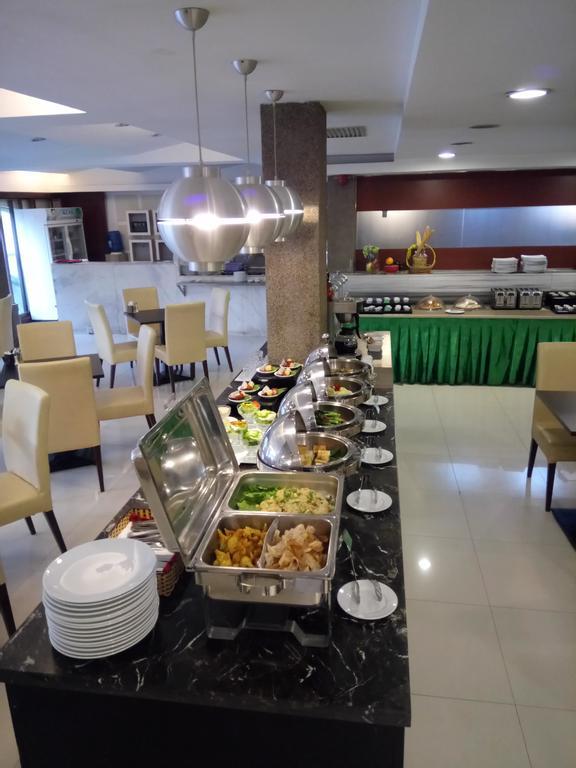 פנום פן Discovery Hotel מראה חיצוני תמונה